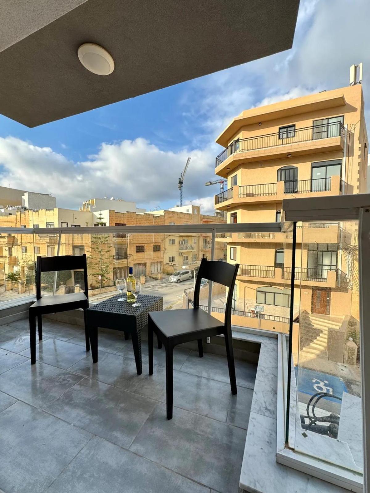 Mive-Delux Three Bedroom Apartment In Marsaskala Exterior photo